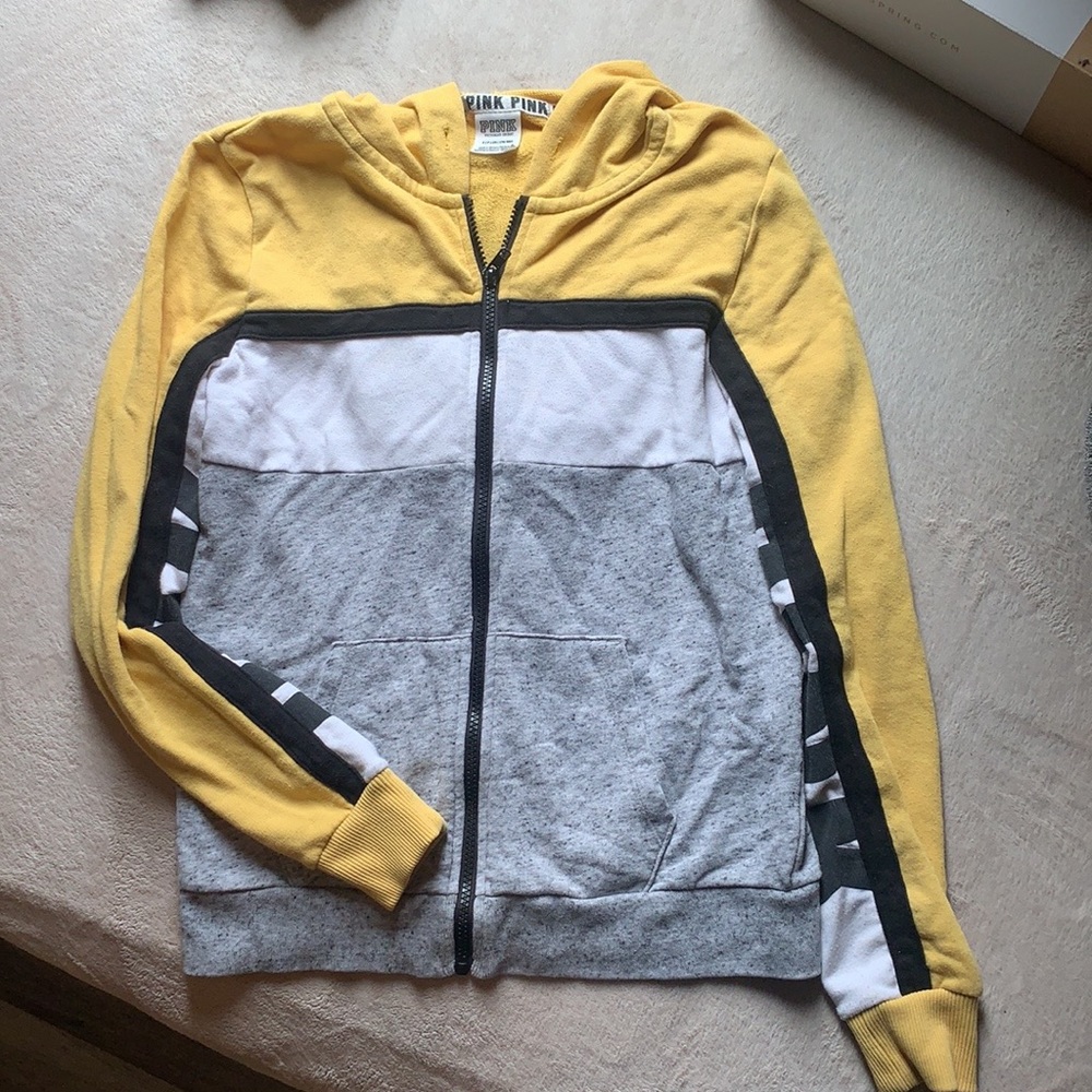 VS PINK ZIP UP
